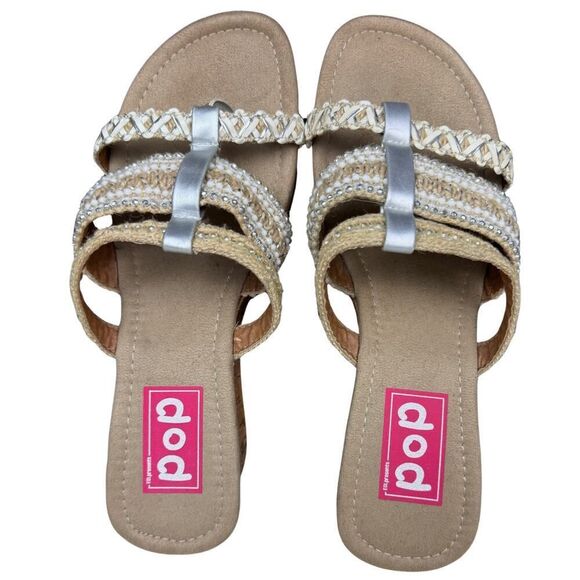 Pop Sandal Womens Size 9M Tan‎ Beige Silver Wedge Trail Style Slip On Thong Boho - Picture 1 of 8